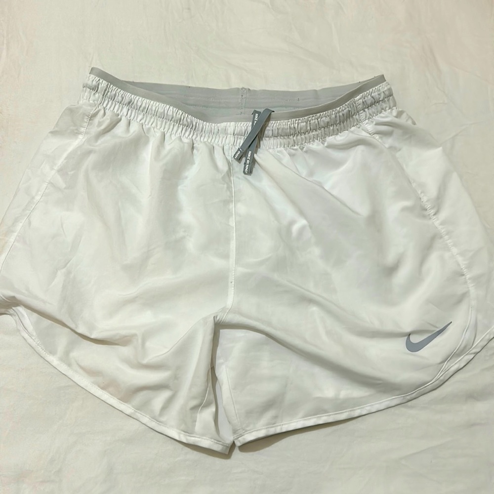 Nike Women's Dri-FIT Tempo Mid-Rise Brief-Lined Running Shorts